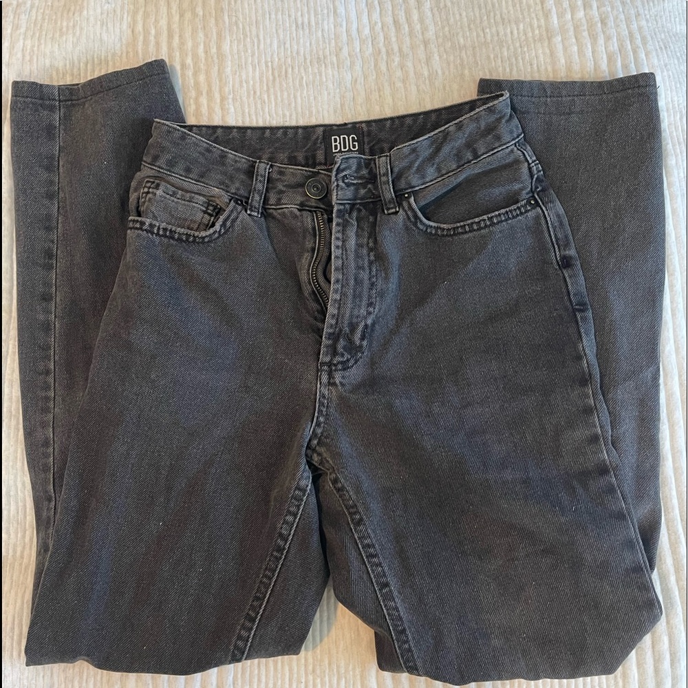 Black wash mom jeans